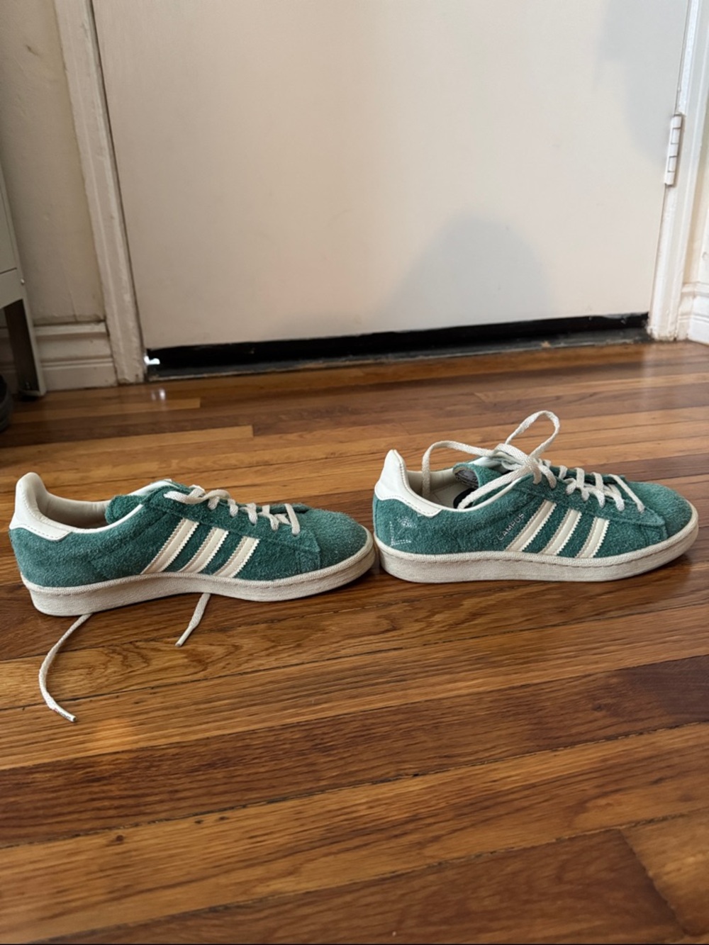 Green suede adidas campus sneakers - Picture 3 of 4